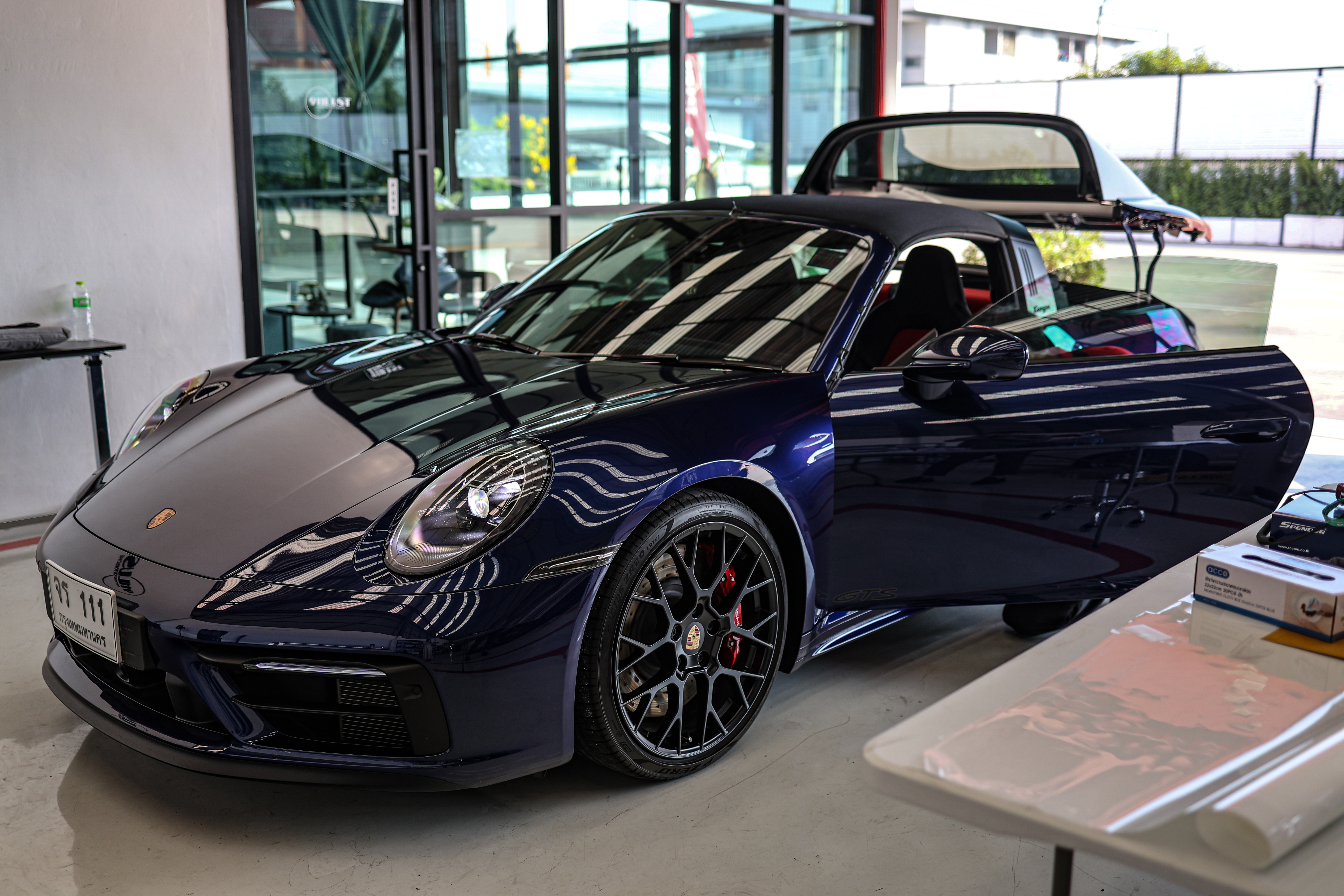 Porsche 992 GT3 RS: สุดยอดรถสปอร์ตที่มาพร้อมสมรรถนะระดับโลก