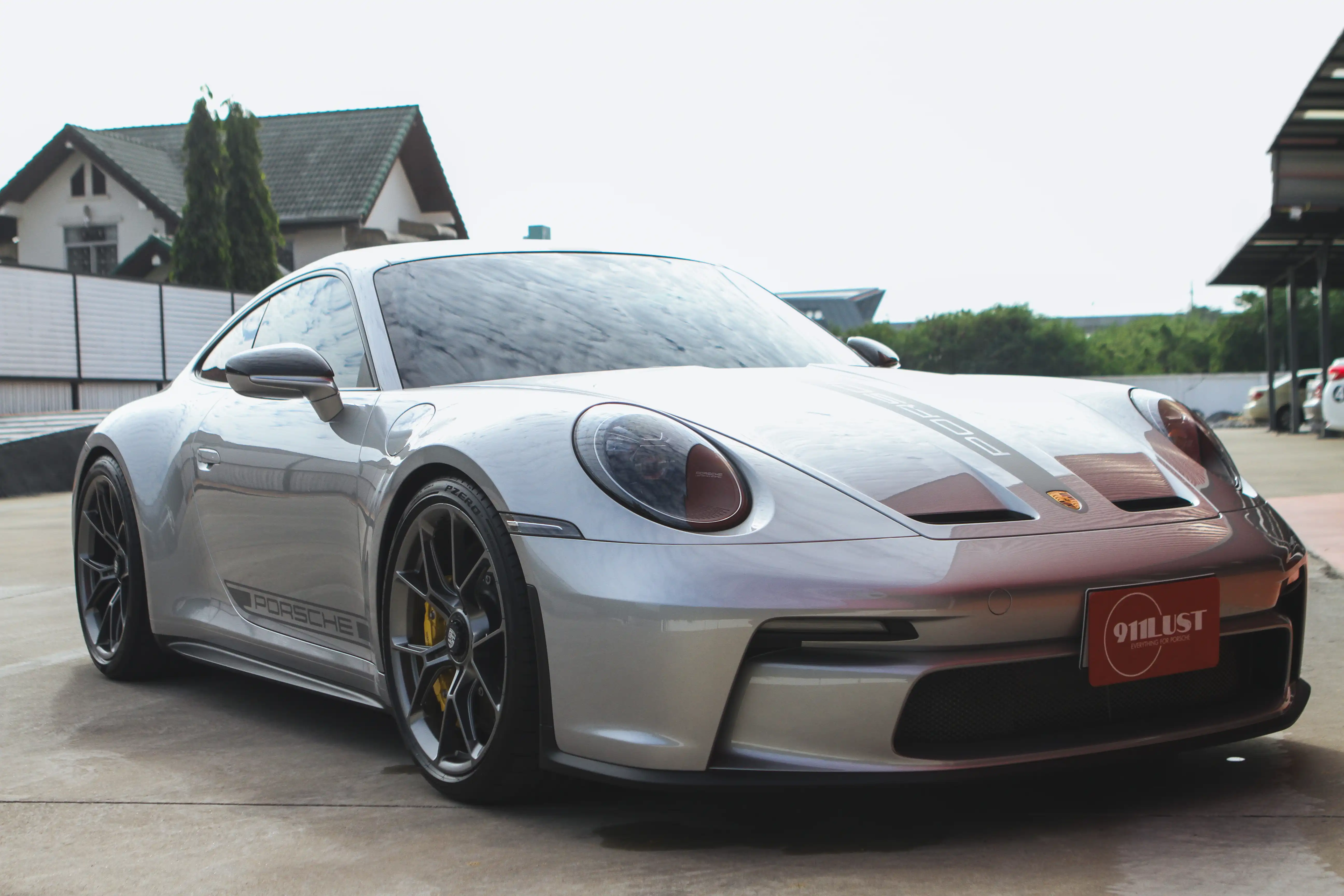 ราคาทางการของ Porsche Cayenne ปี 2025: หรู แรง พร้อมใช้งานทุกเส้นทาง