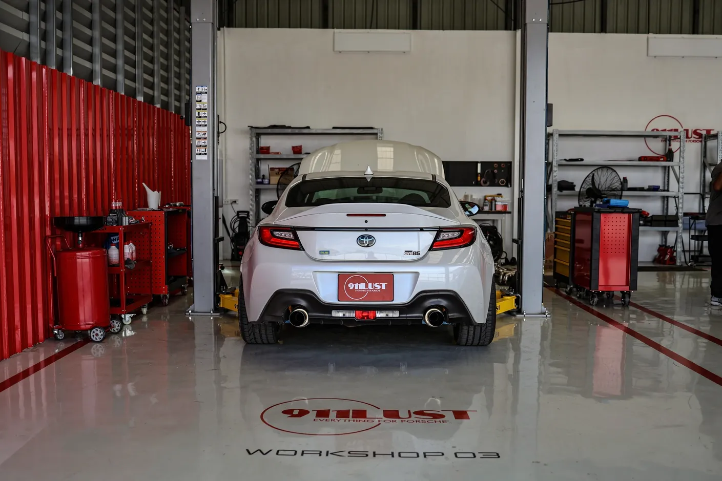 จูนรถสเตจ (Stage Tuning): ปลดปล่อยพลังที่ซ่อนอยู่ในรถสปอร์ตของคุณ