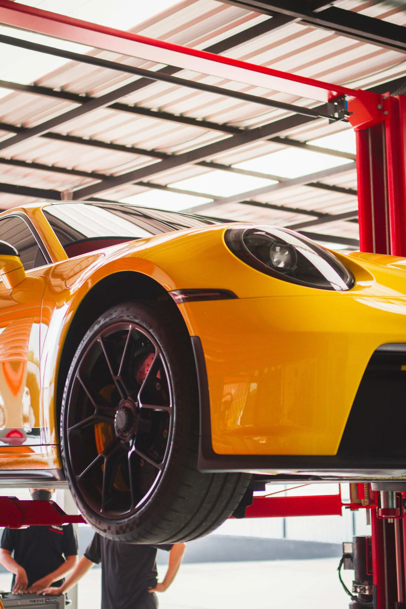 น้ำมันเครื่อง Porsche GT ที่โรงงานไว้วางใจ: Mobil 1 C40 GT 0W-40