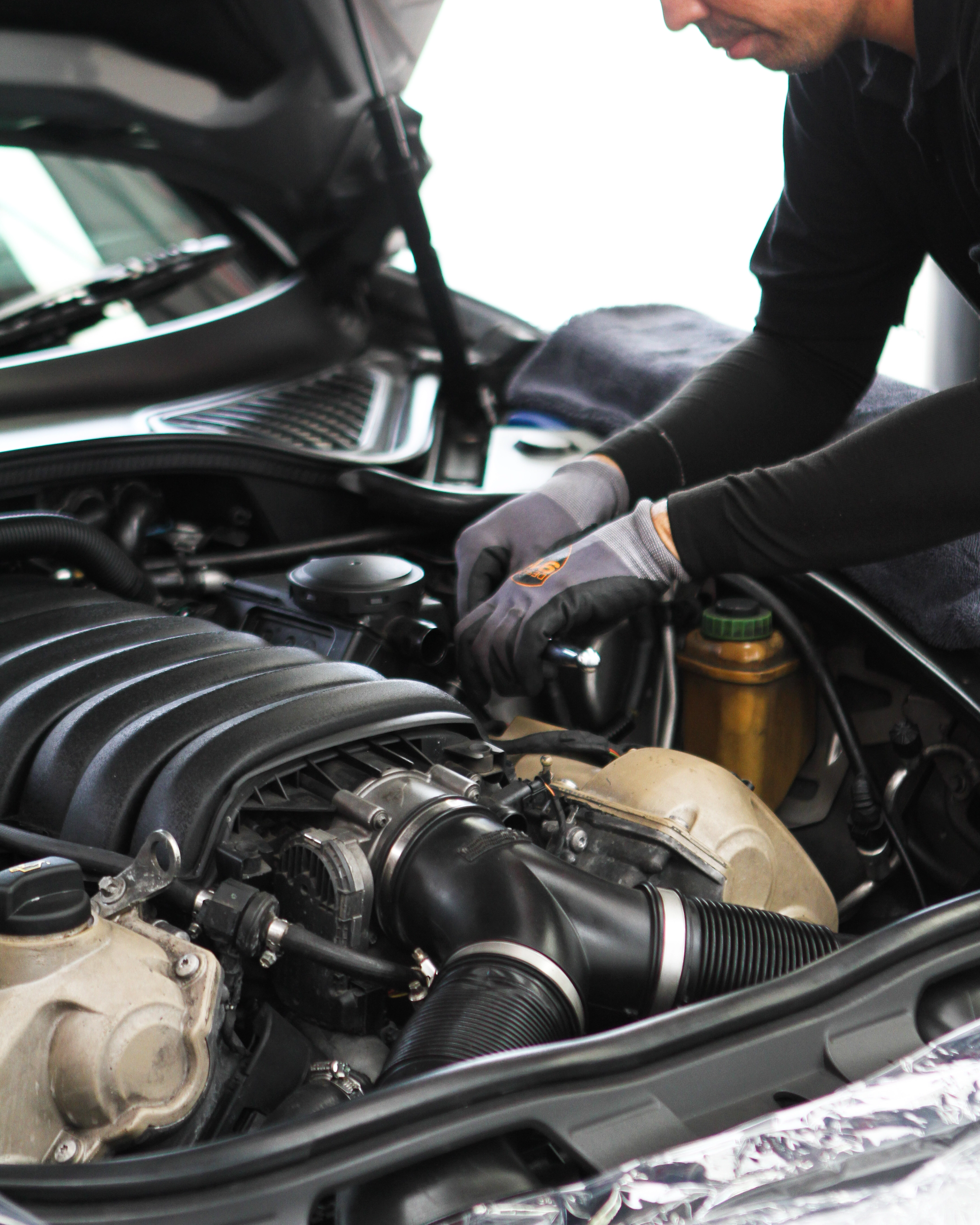 ซ่อมและปรับแต่งระบบเกียร์ตามมาตรฐาน Porsche