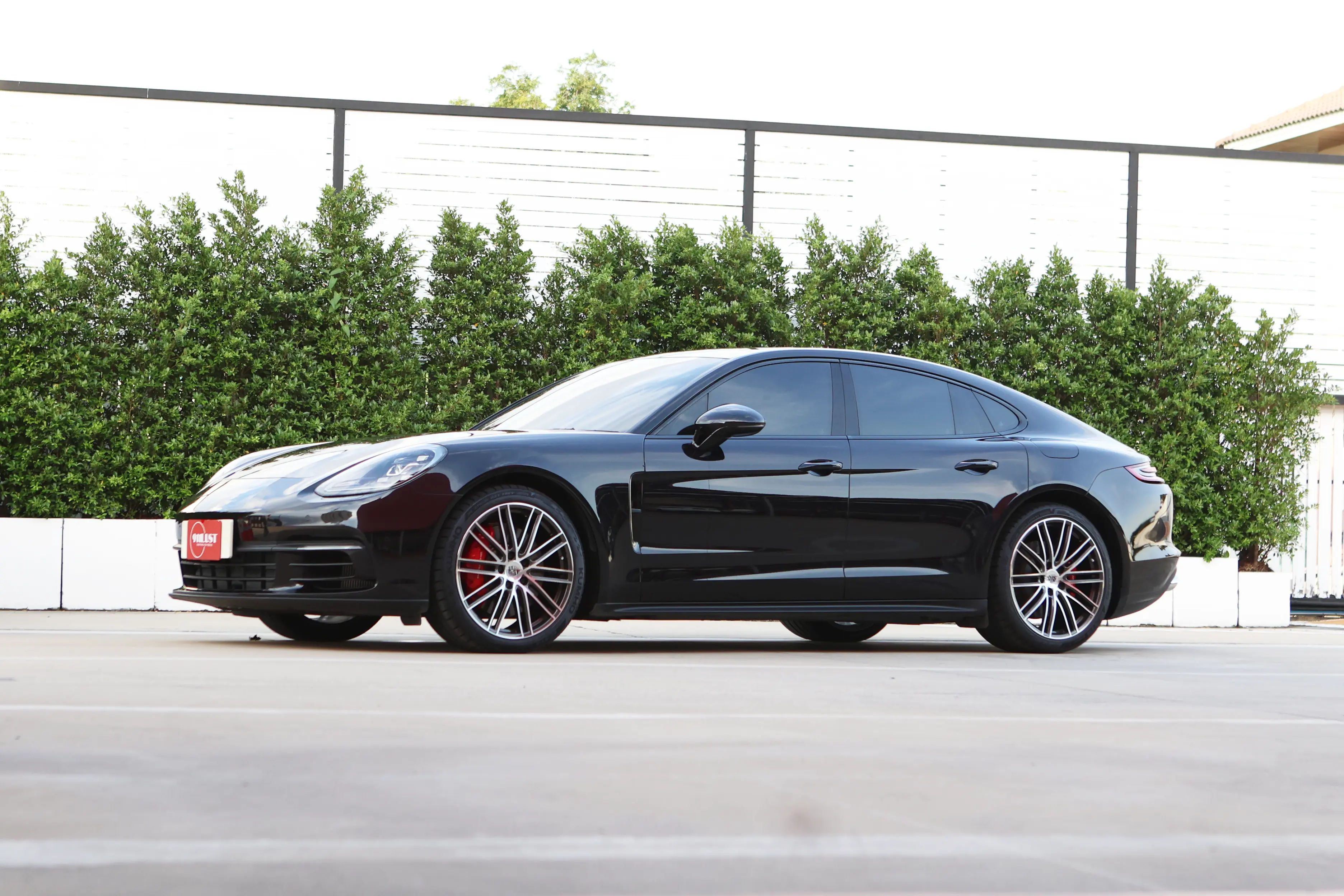 ซ่อม Porsche Panamera Hybrid