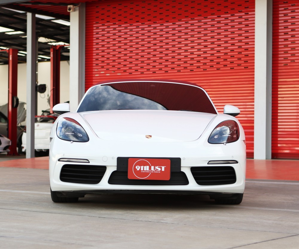 Porsche 718 Boxster 